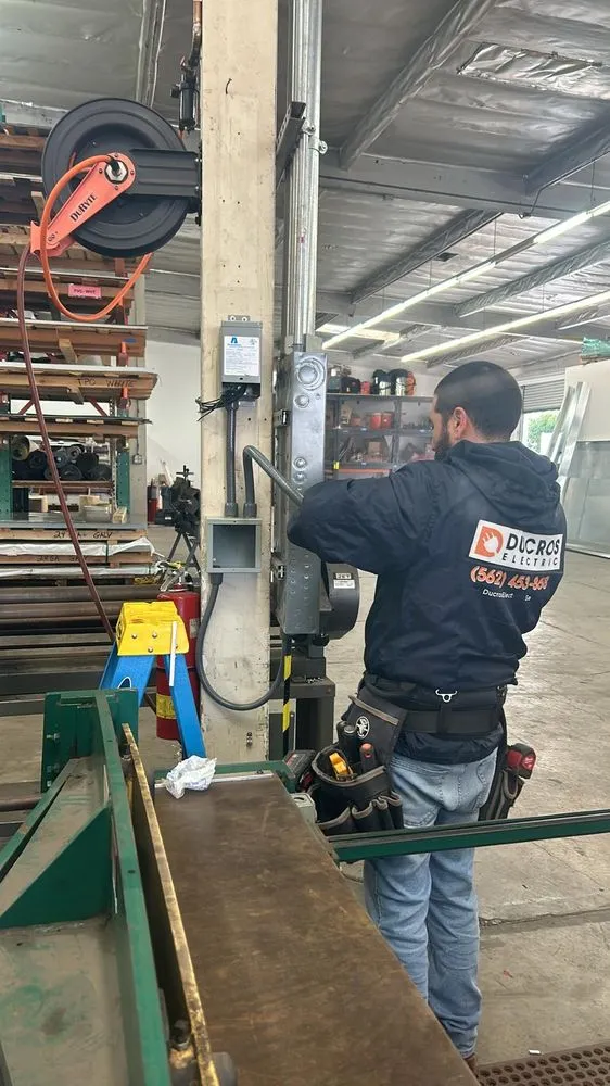 Slide of Ducros Electrical Services