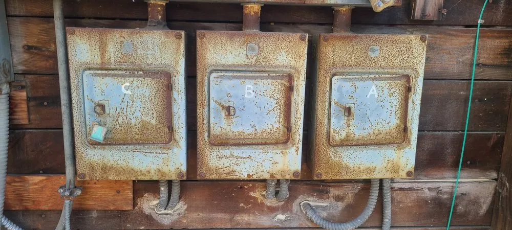 Slide of Ducros Electrical Services