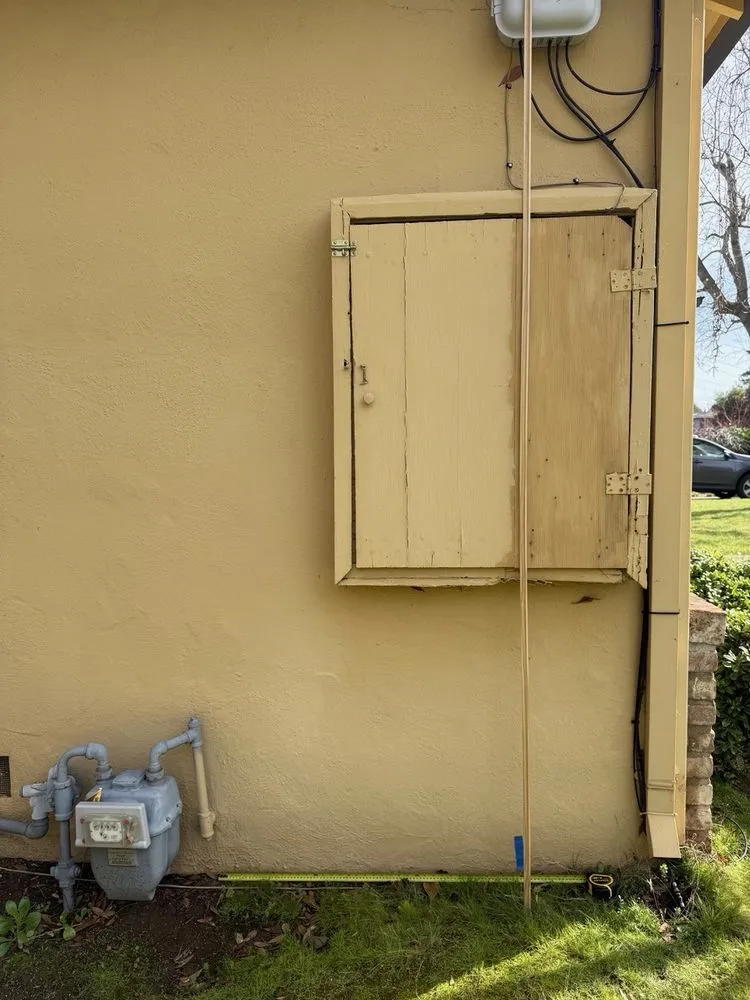 Slide of Duke Electric