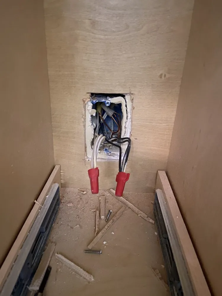 Slide of Duke Electric