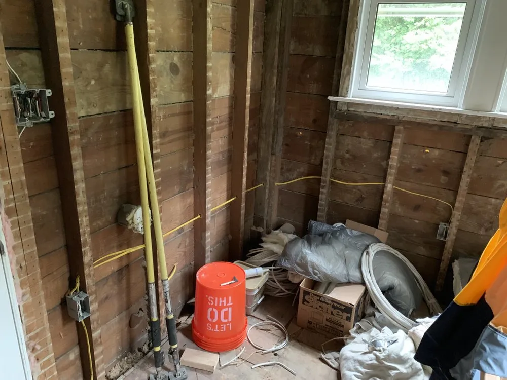 Expert circuit breaker repair in Garnet valley, PA by Dukes Pro Electric