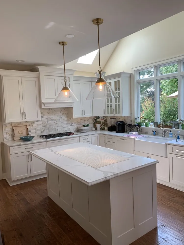 Professional electrician providing emergency electrical service in Garnet valley, PA - Dukes Pro Electric