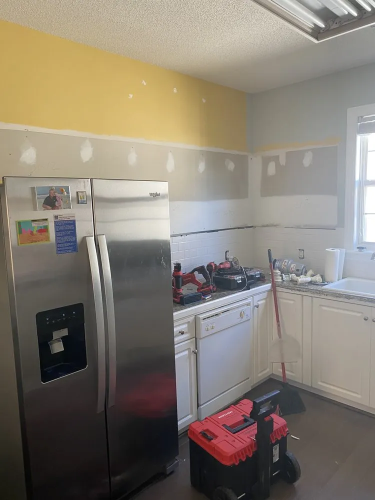 Emergency circuit breaker repair service in Little River, SC - Dunn & Daughters Maintenance