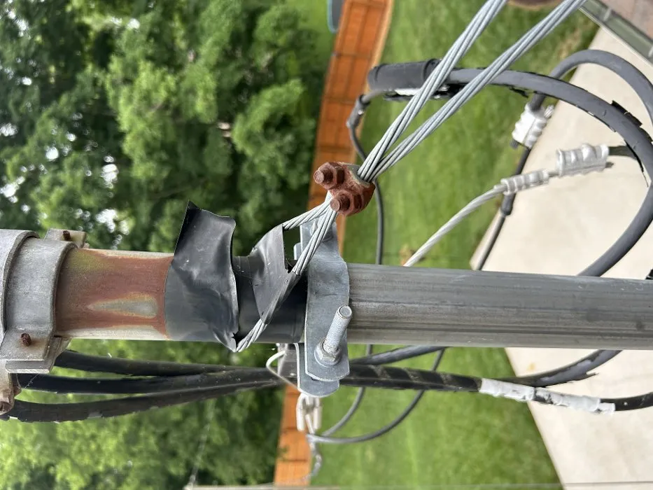 Professional electrician providing wiring installation in , 