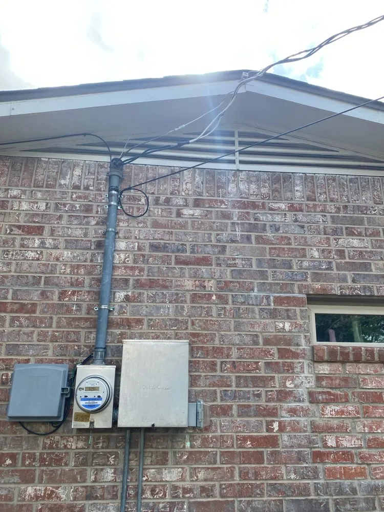 Certified electrical service for homes in lighting installation,  by 