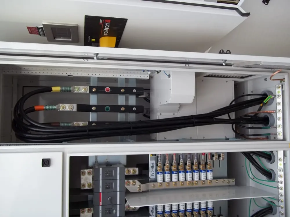 Slide of Duy Electric