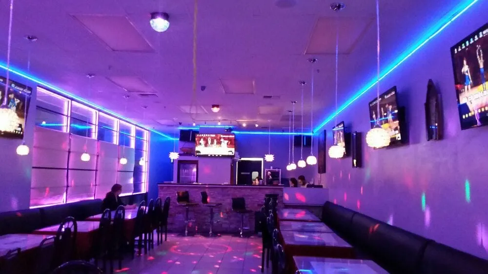 Slide of Duy Electric