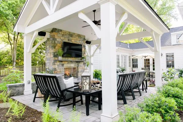 Dwell Home Services Logo