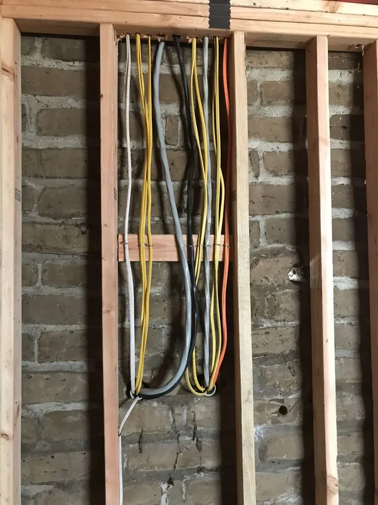 Slide of Dyamont Electric Solutions