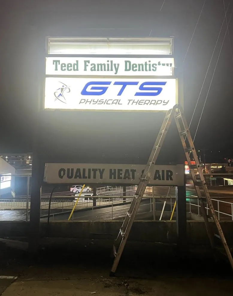 Slide of DyeHard Electric