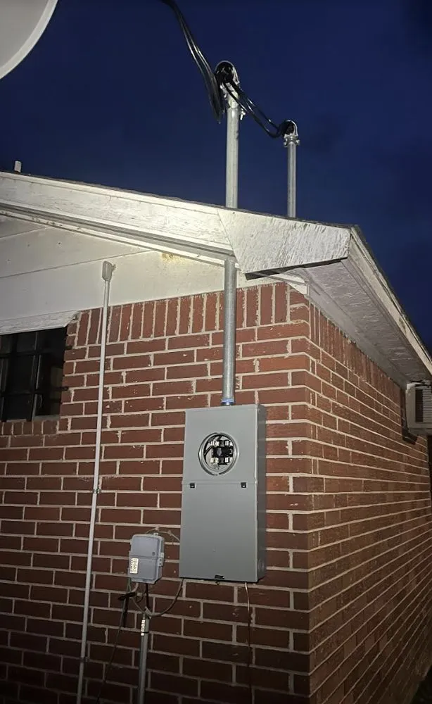 Slide of DyeHard Electric