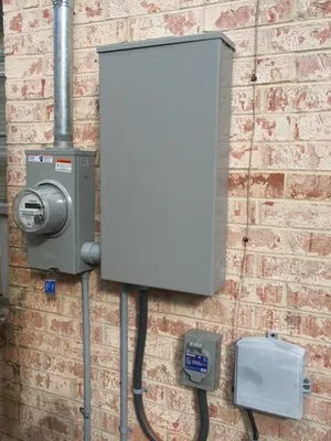 Dynacore Electrical Solutions Logo