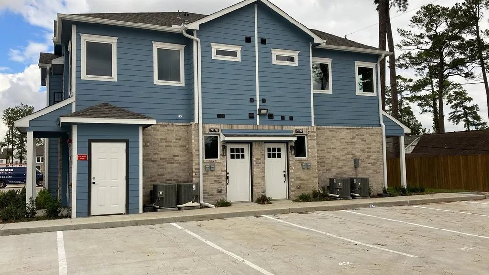 Slide of Dynamic Electric