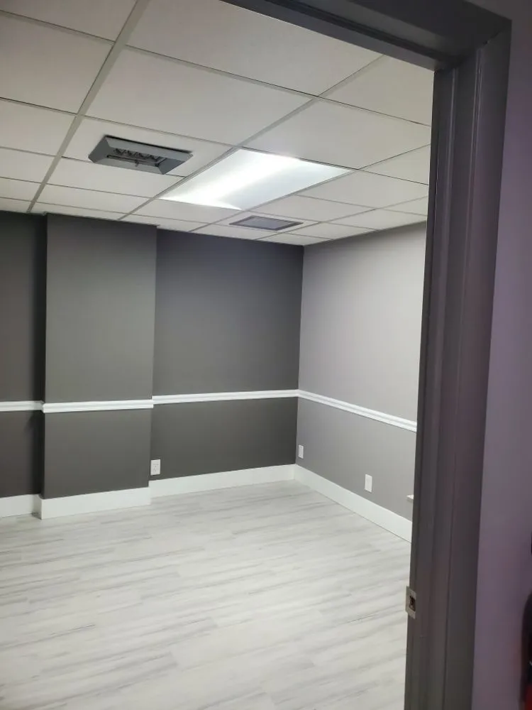 Slide of Dynamic Electric Solutions