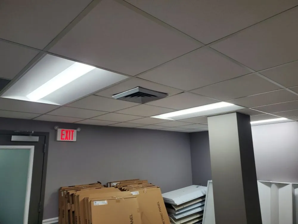 Slide of Dynamic Electric Solutions