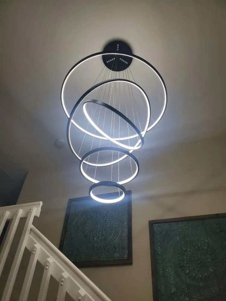 Slide of Dynamic Electric Solutions