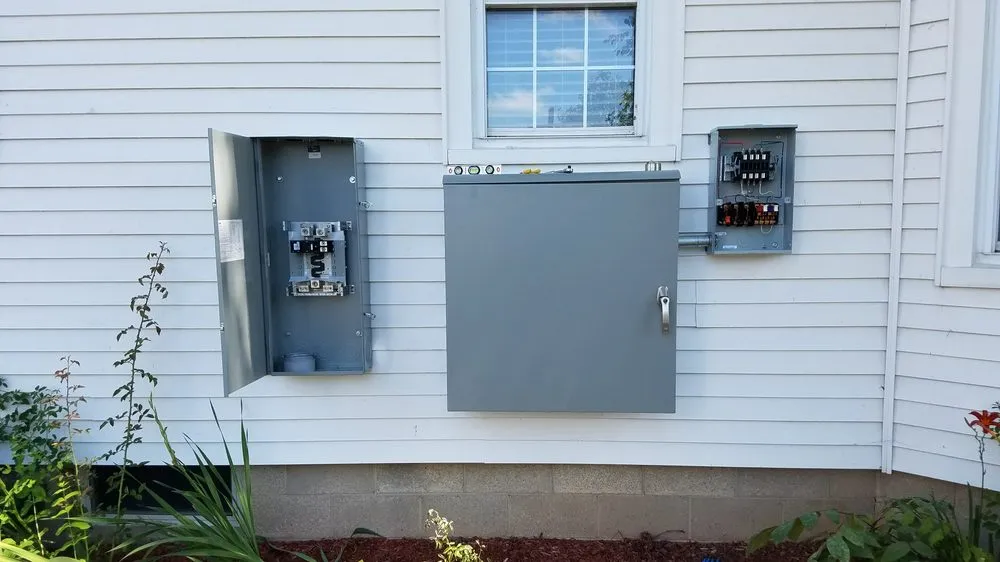 Slide of Dynamic Electrical Solutions