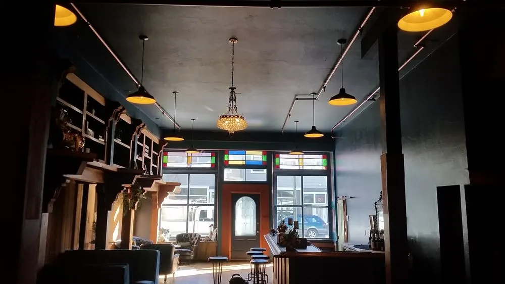 Affordable electrician providing lighting installation in Carlotta, CA - Dynamic power systems