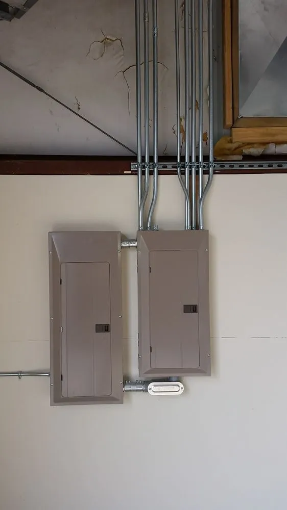 Licensed outlet and switch repair service in Carlotta, CA - Dynamic power systems