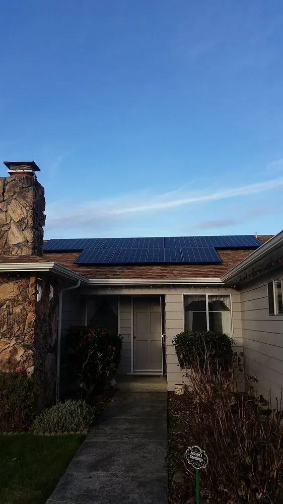 Professional electrician providing outlet and switch repair in Carlotta, CA - Dynamic power systems