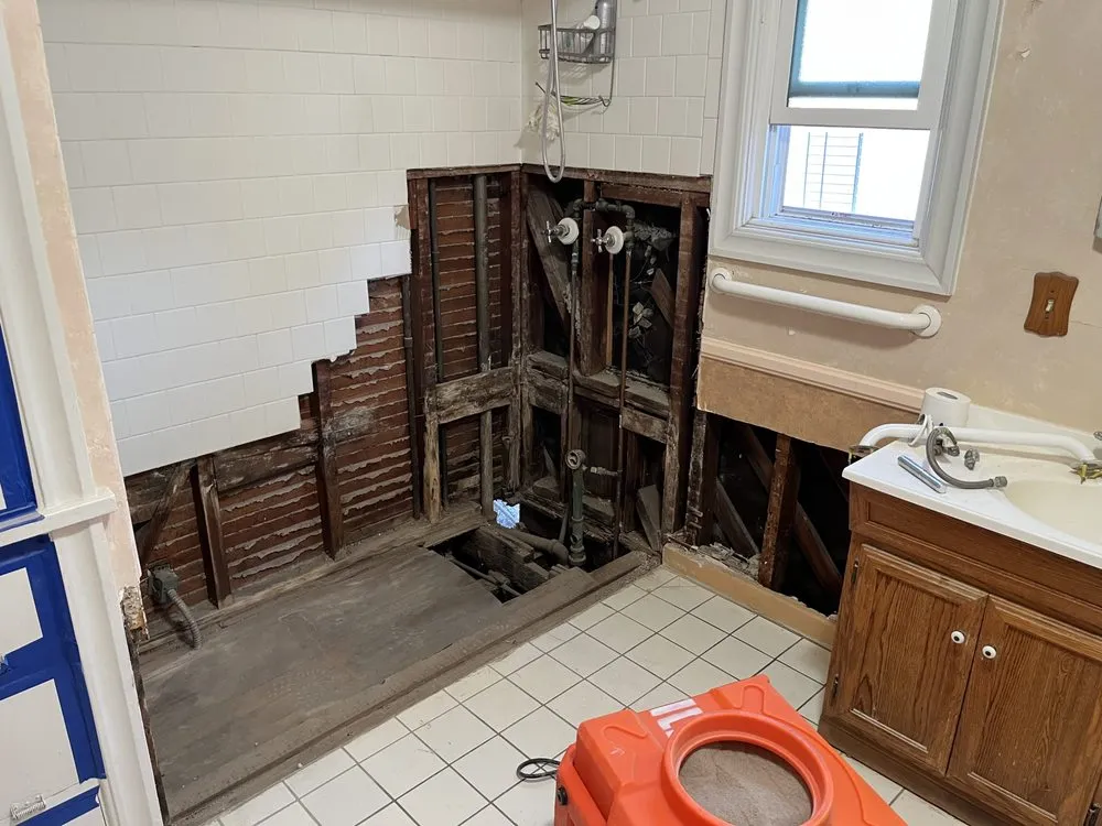 Slide of Dynamic Trades and Services