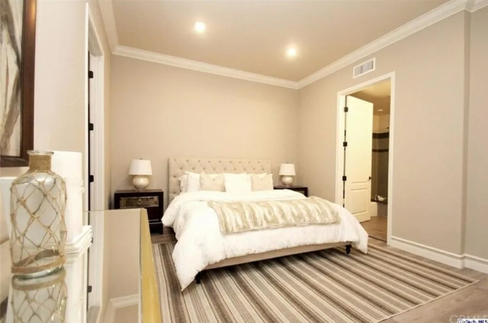 Slide of Dynamo Electric