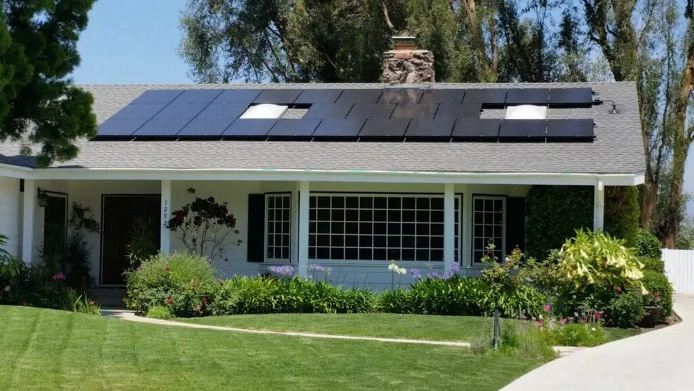 Slide of Dynasty Electric