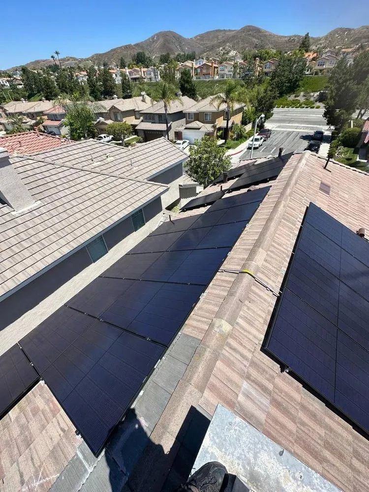 Slide of Dynasty Electric