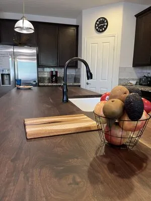 Dynasty Residential Services Logo