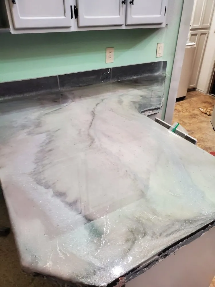 Slide of D'z Hands Home Remodel and Repair