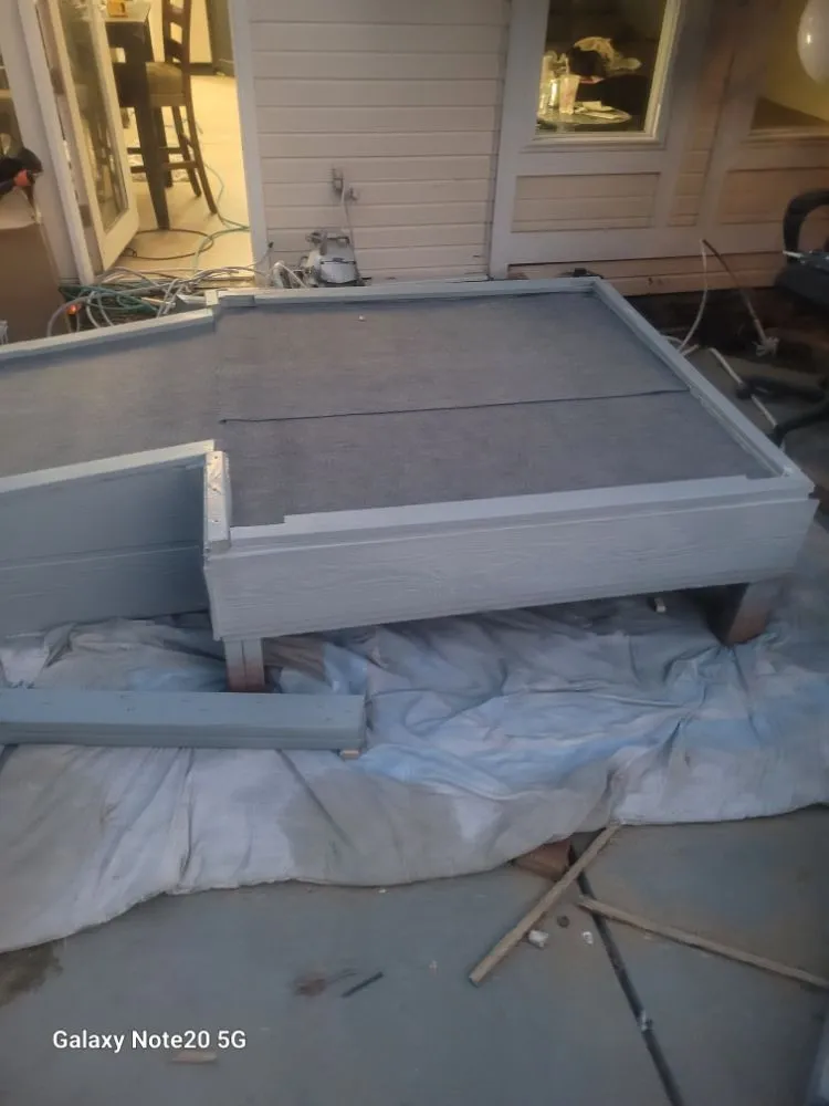 Slide of D'z Hands Home Remodel and Repair