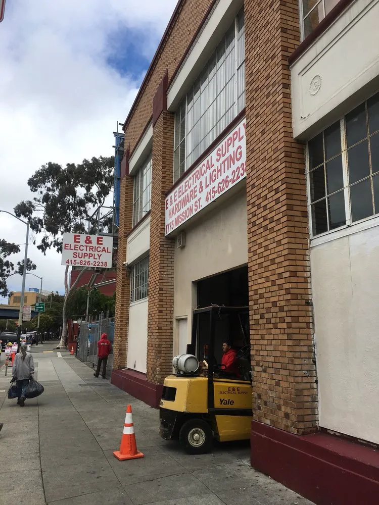 Slide of E & E Electrical Supply