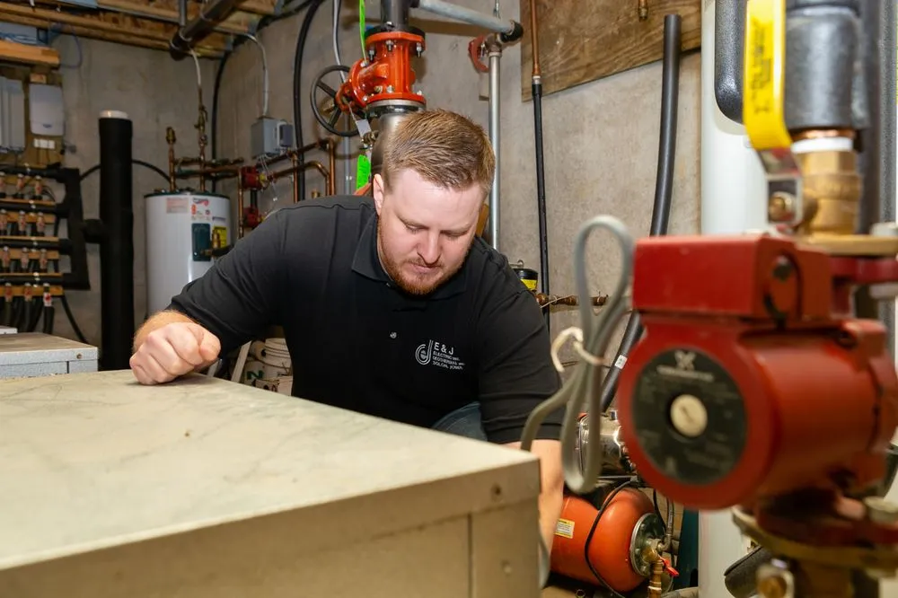 Slide of E & J Geothermal