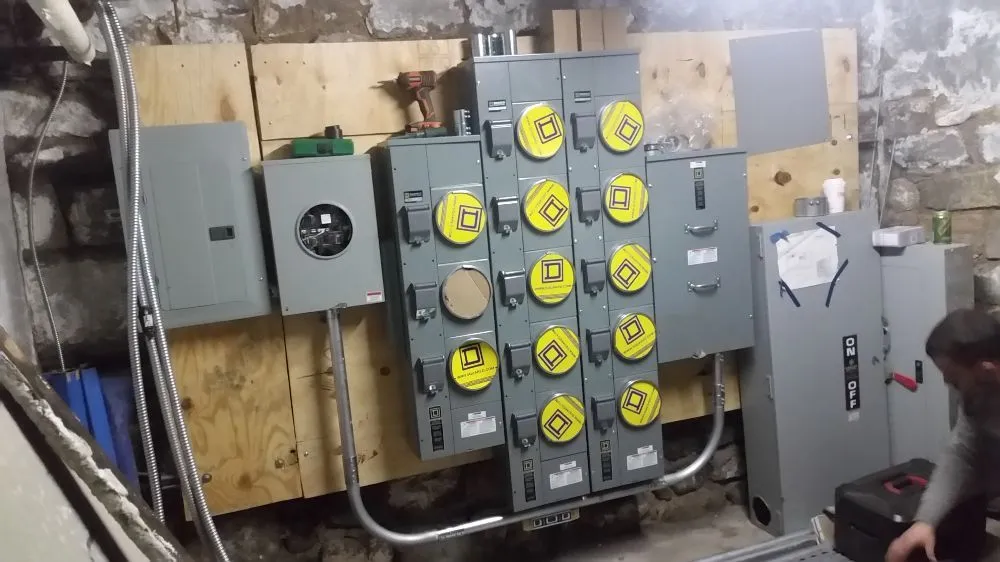 Slide of E & M Electrical