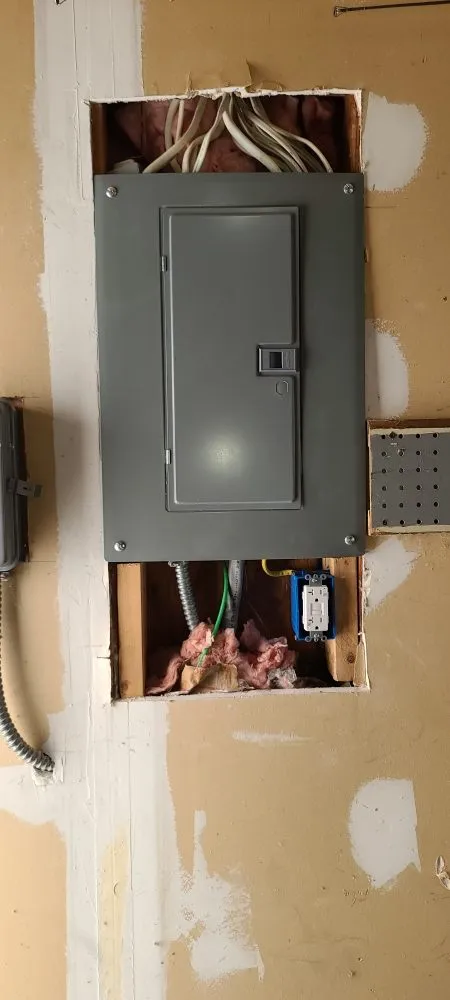 Emergency electrician providing circuit breaker repair in Landing, NJ - E & S Electric