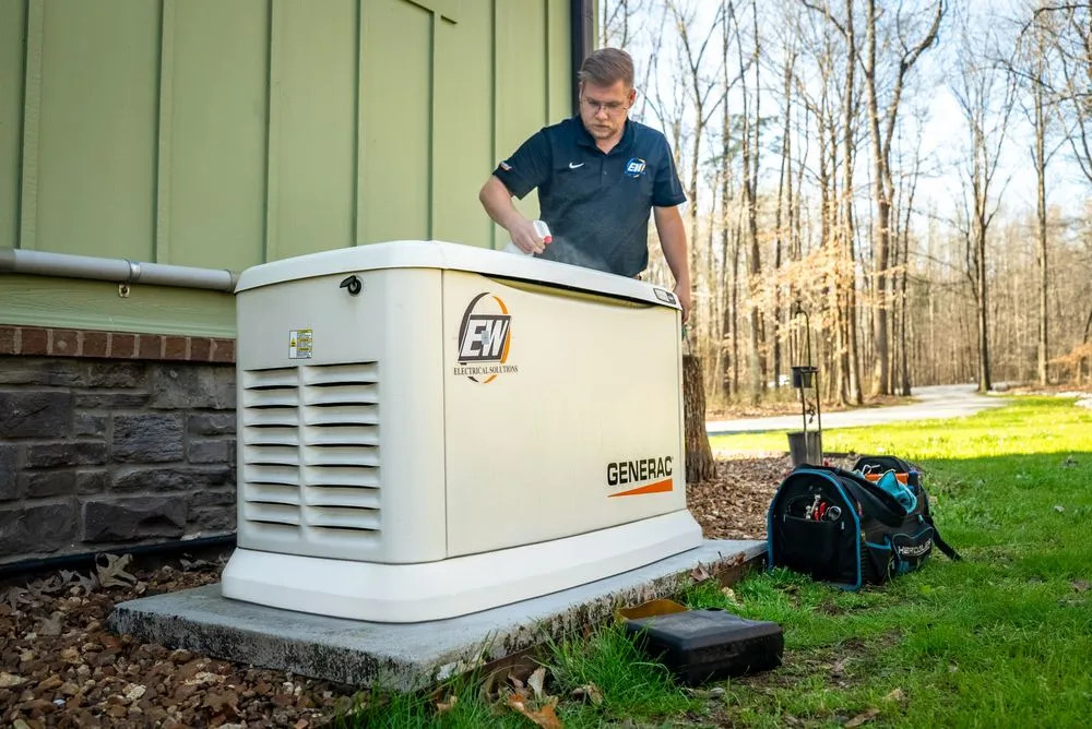 Licensed electrical service for homes in lighting installation, by