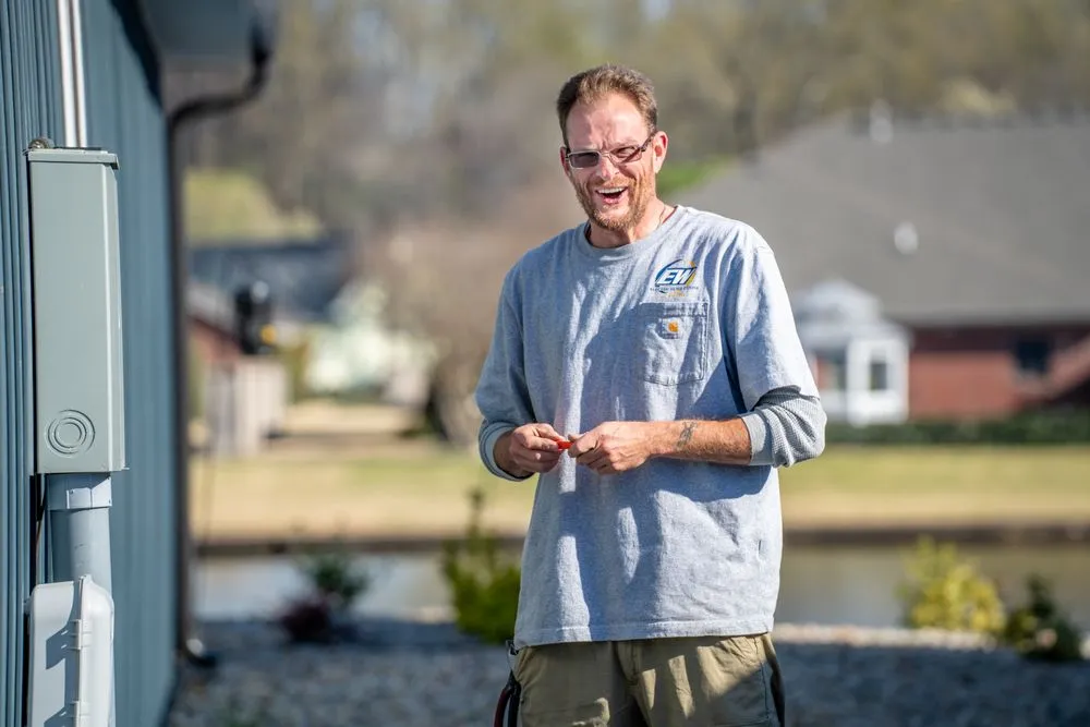 Emergency electrical service for homes in outlet and switch repair, by