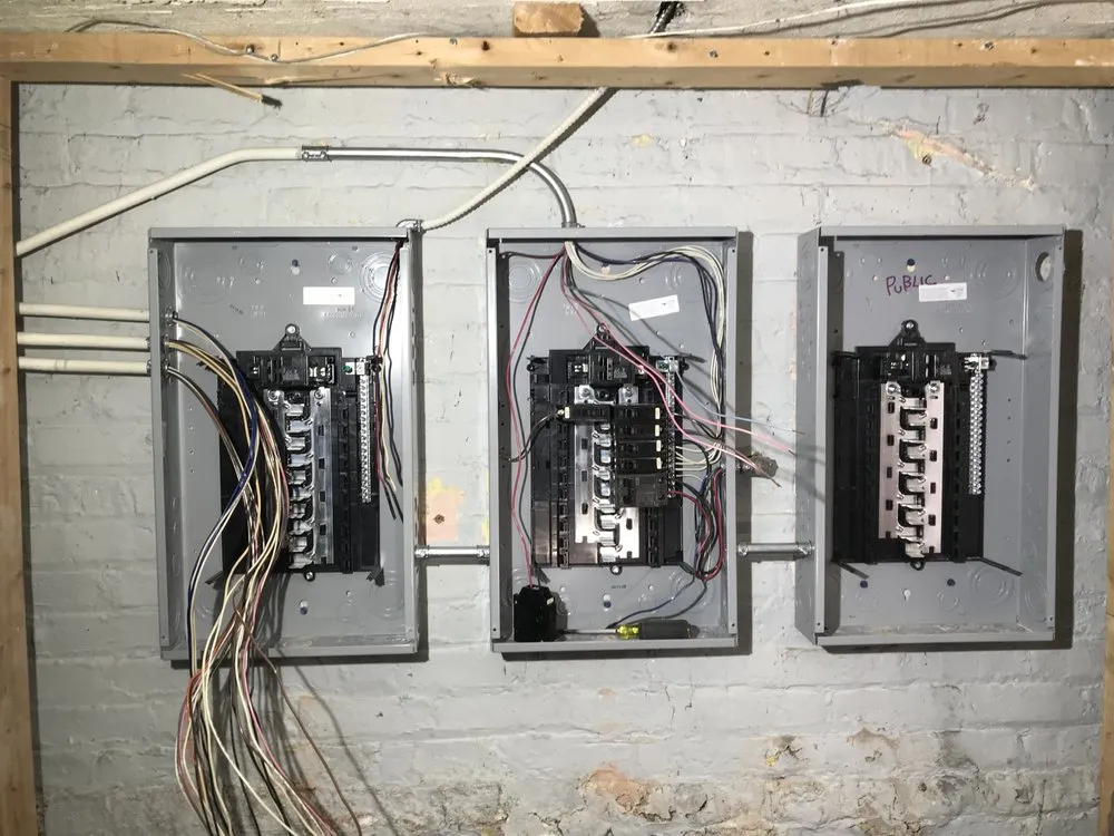 Slide of E Contractor Company