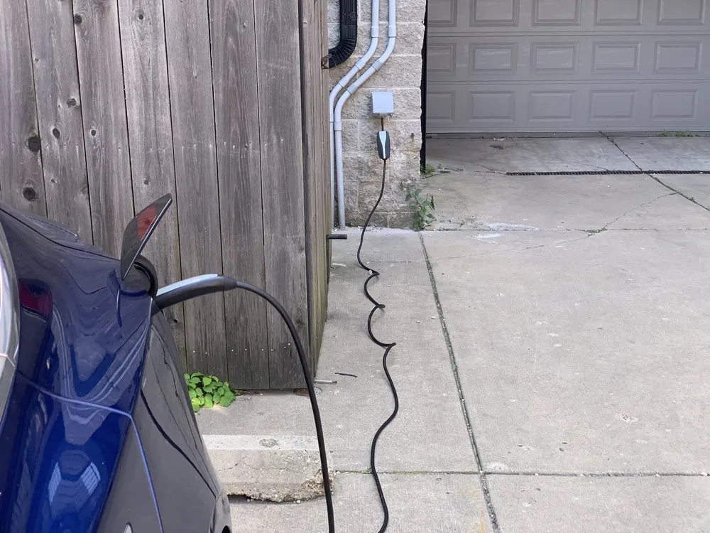 Slide of E Contractor Company