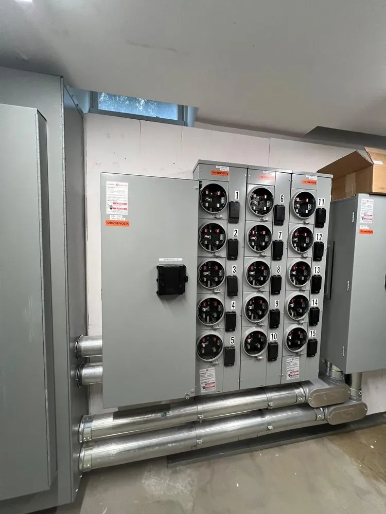 Slide of E Cruz Electric