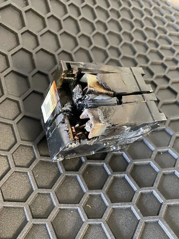 Slide of E I Electrical