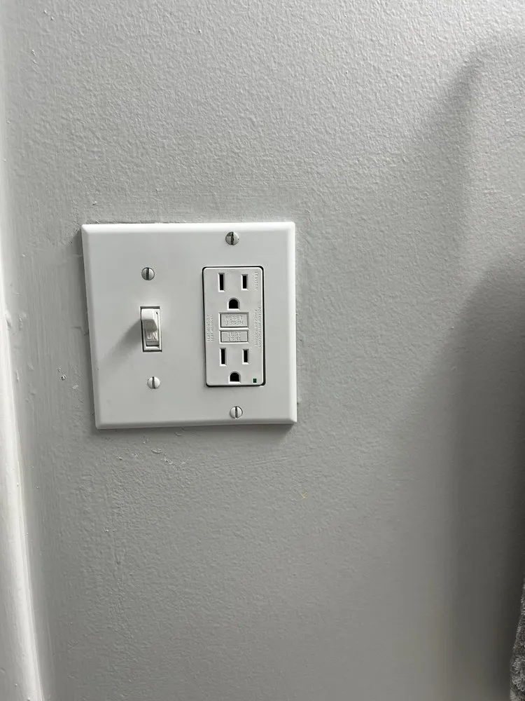 Slide of E I Electrical