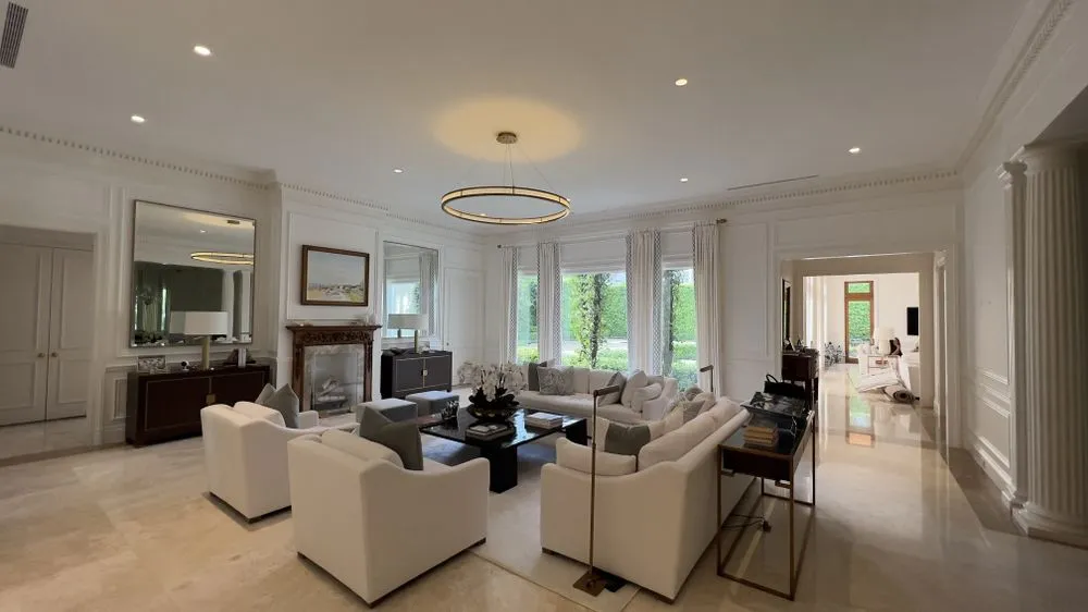 Slide of E-line Electrical Services