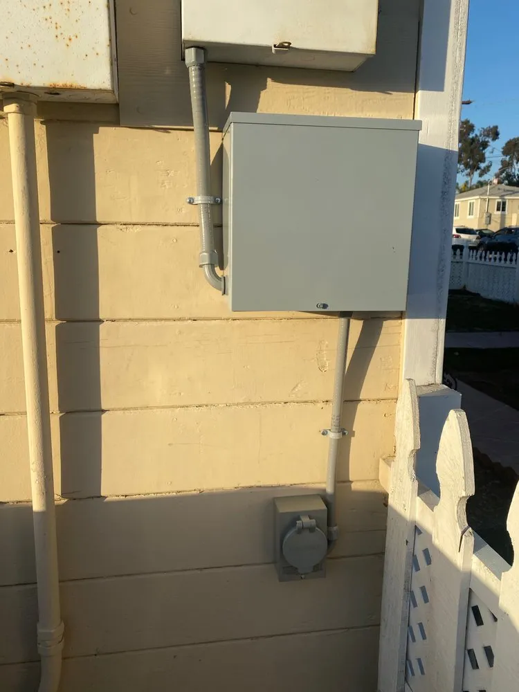 Slide of E-ON Electric