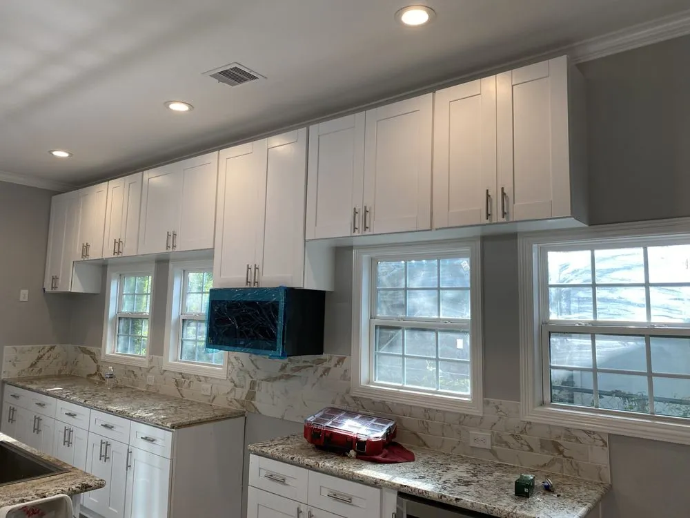 Expert lighting installation in ,  by E Rangel Electric