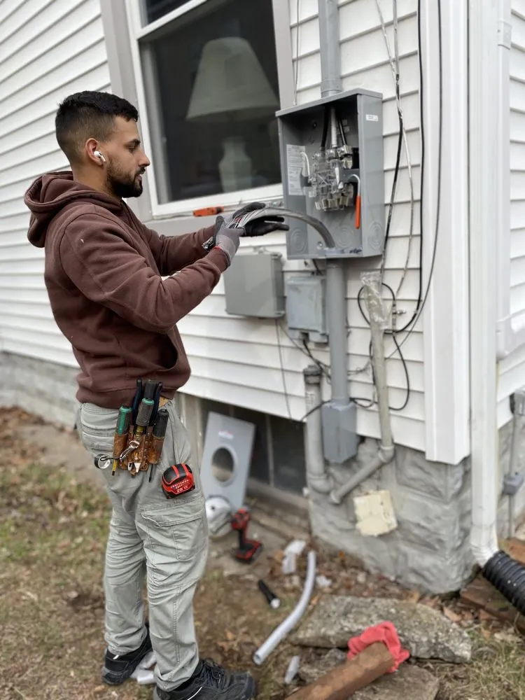 Slide of E Roman Electric