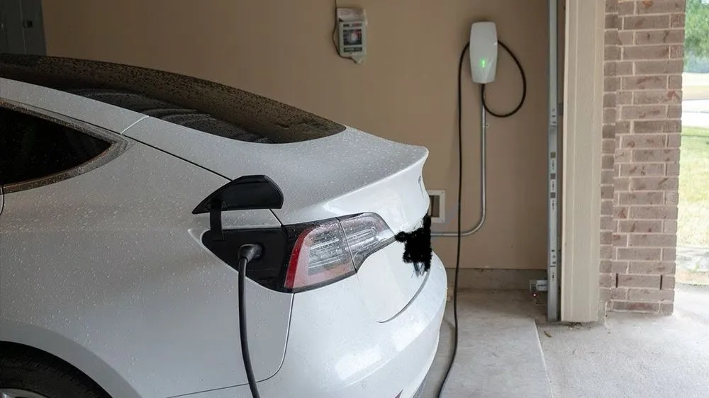 Slide of E Roman Electric