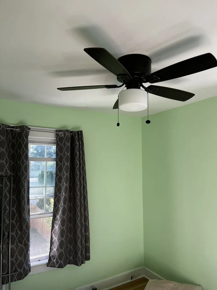 Slide of E Roman Electric