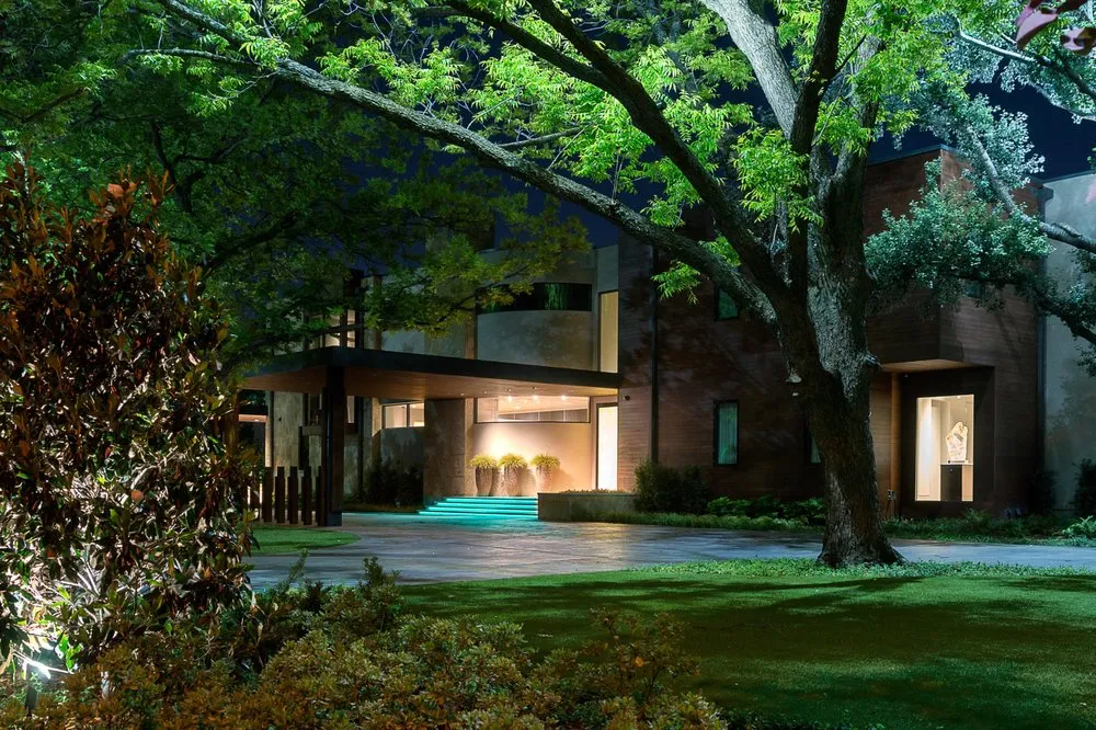 Slide of E2 Illumination Designs