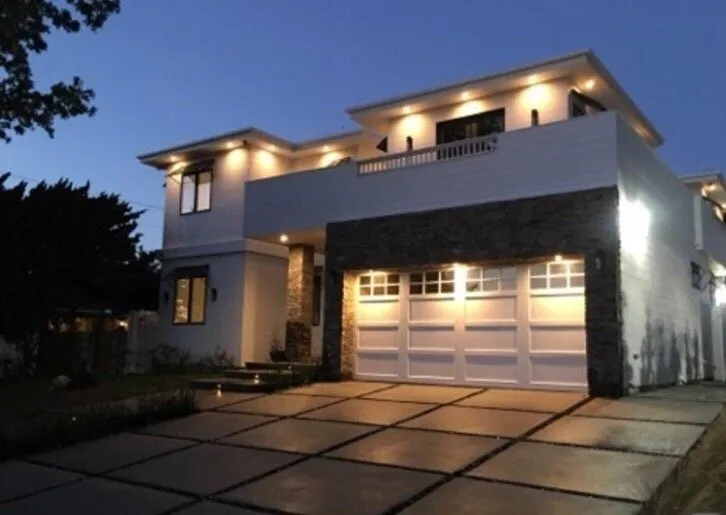 Slide of E4 Electric